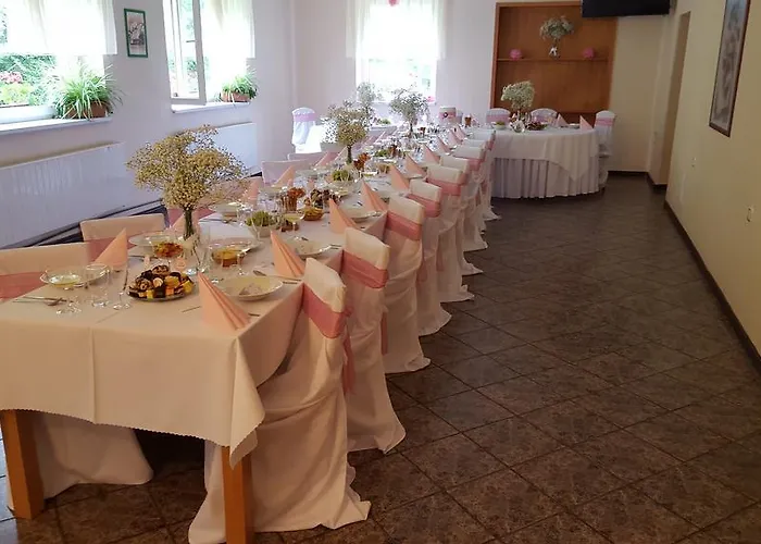 Penzion Sulov 招待所 *