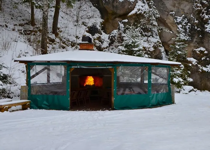 招待所 Penzion Sulov